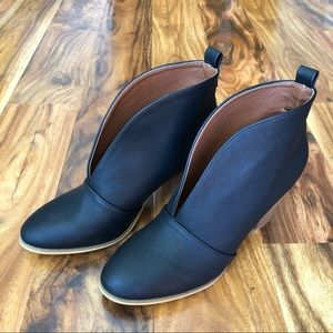Weeboo Black Ramona Bootie